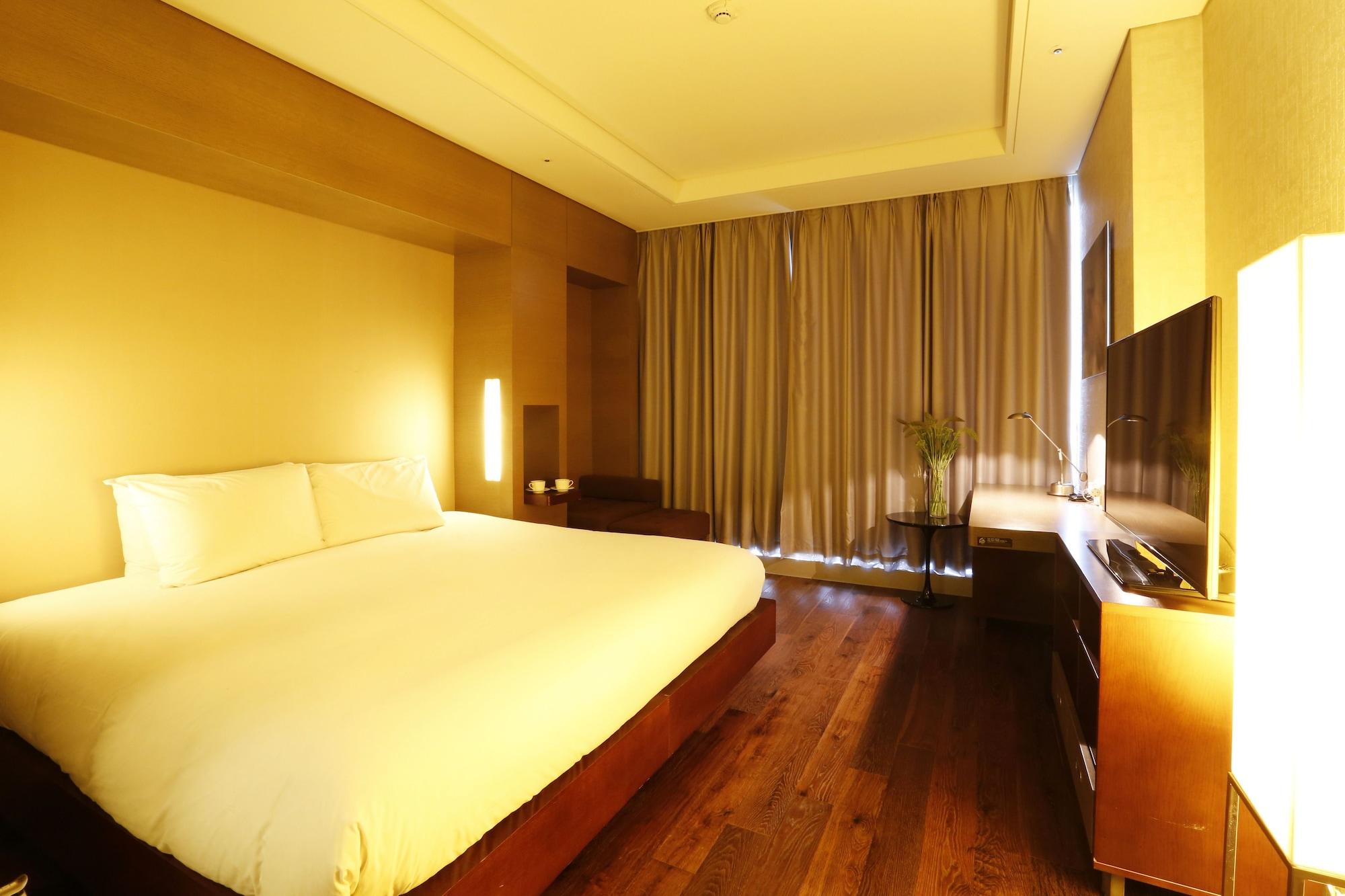 Grand Mercure Ambassador Changwon Εξωτερικό φωτογραφία