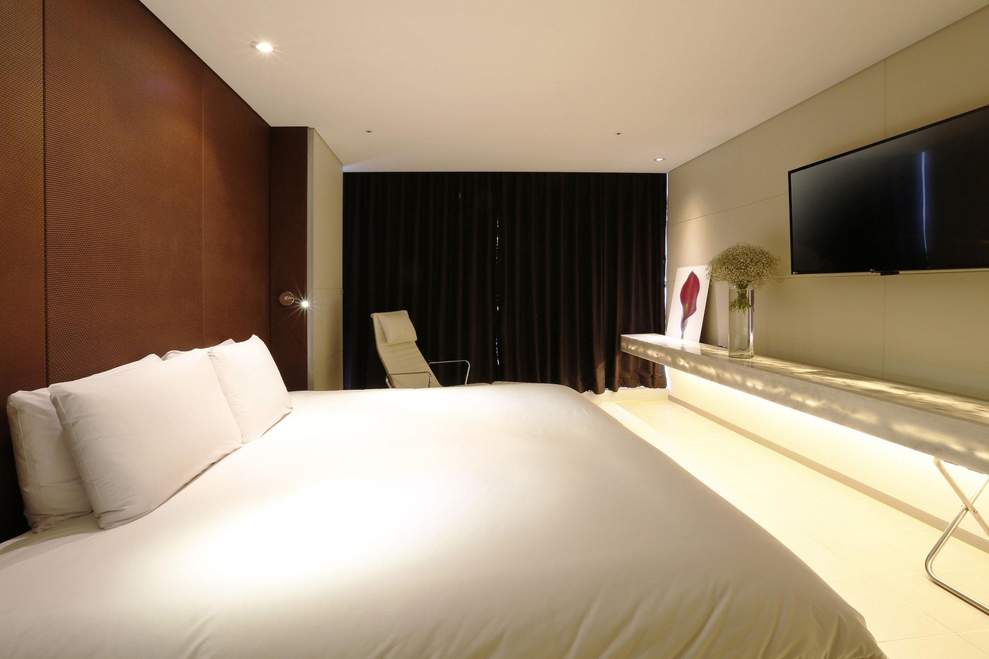 Grand Mercure Ambassador Changwon Εξωτερικό φωτογραφία