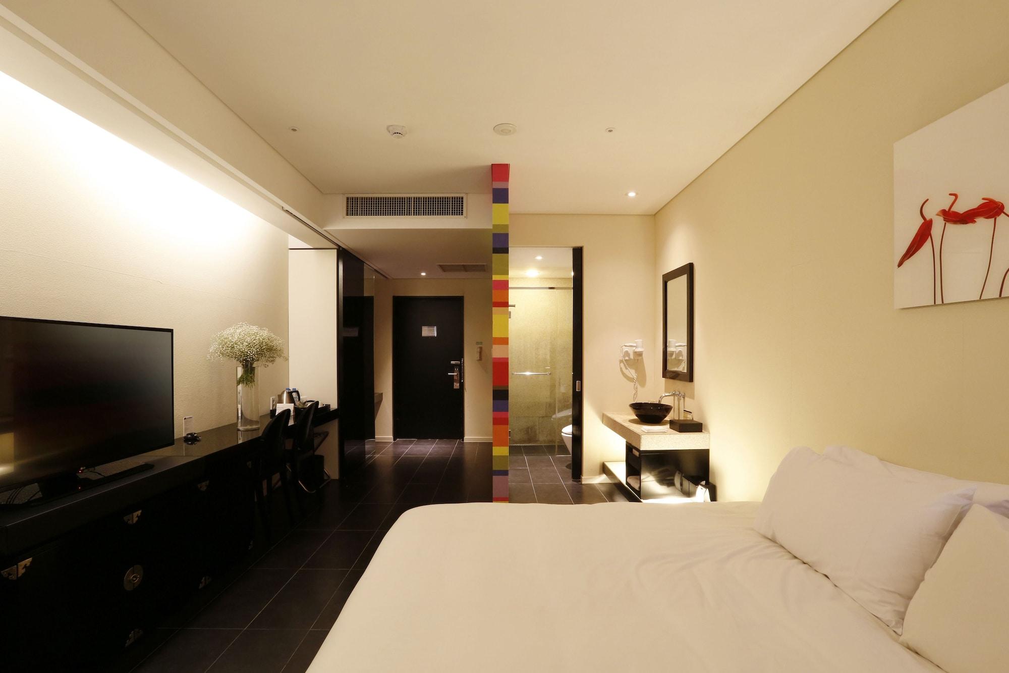 Grand Mercure Ambassador Changwon Εξωτερικό φωτογραφία