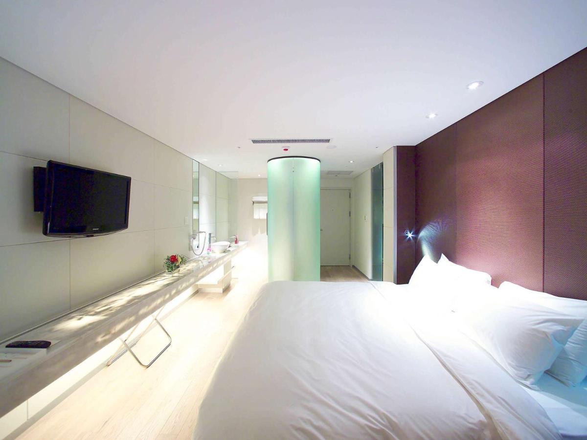 Grand Mercure Ambassador Changwon Εξωτερικό φωτογραφία