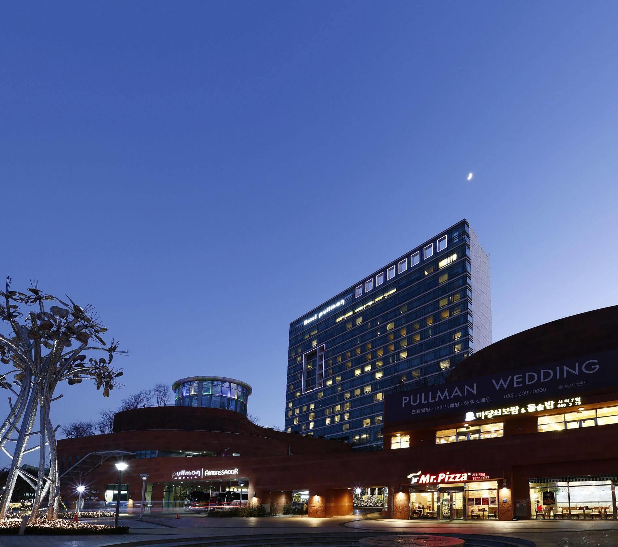 Grand Mercure Ambassador Changwon Εξωτερικό φωτογραφία